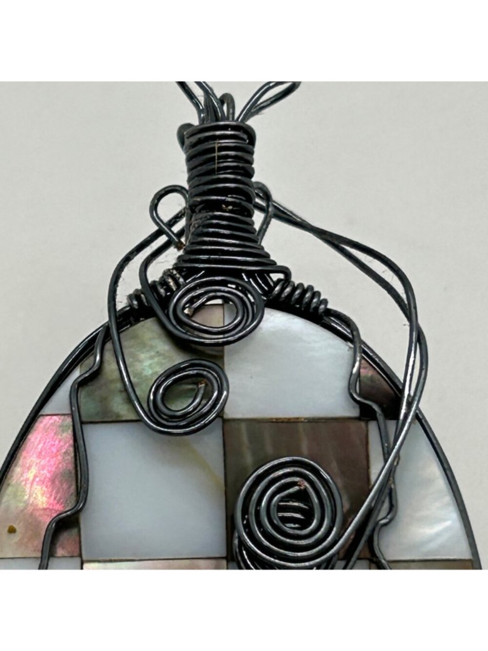 Artisan Wire Wrapped Abalone Mother Of Pearl Mosaic Checkerboard Shell Oval Pend - Picture 4 of 11